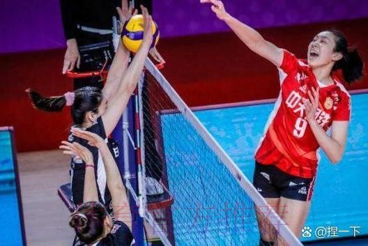 范泊宁郭中楠表现亮眼!江苏女排应谁行谁上,万梓玥可以放弃了 范泊宁郭中楠表现亮眼!江苏女排应谁行谁上,万梓玥可以放弃了